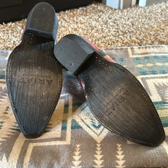 Ariat Booties - Picture 5 of 5